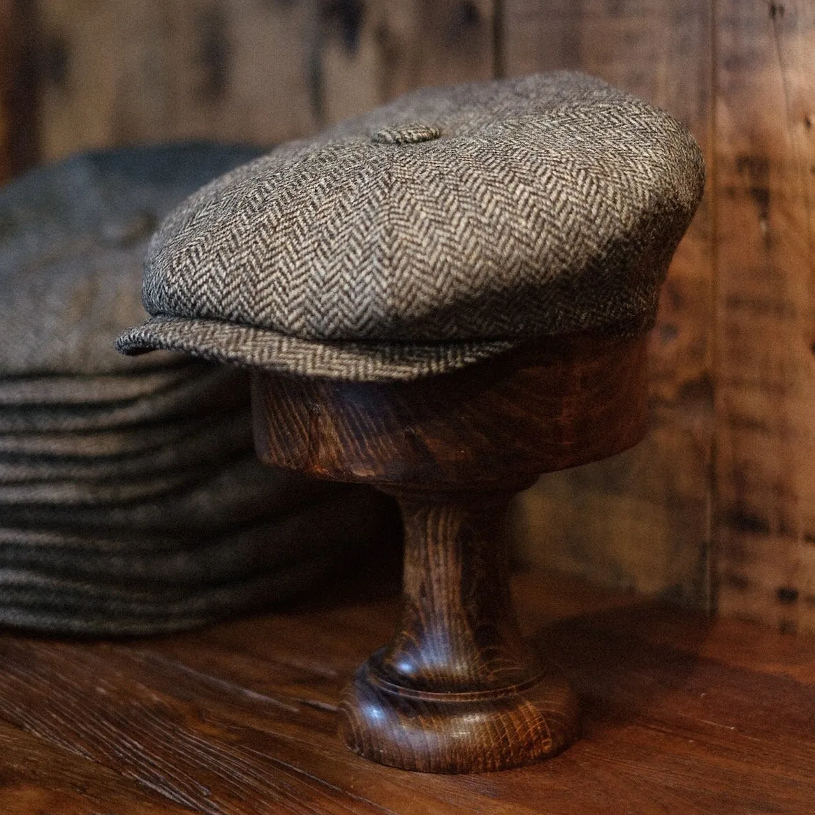 Eight Piece Herringbone Wool Retro Newsboy Cap-Light Brown