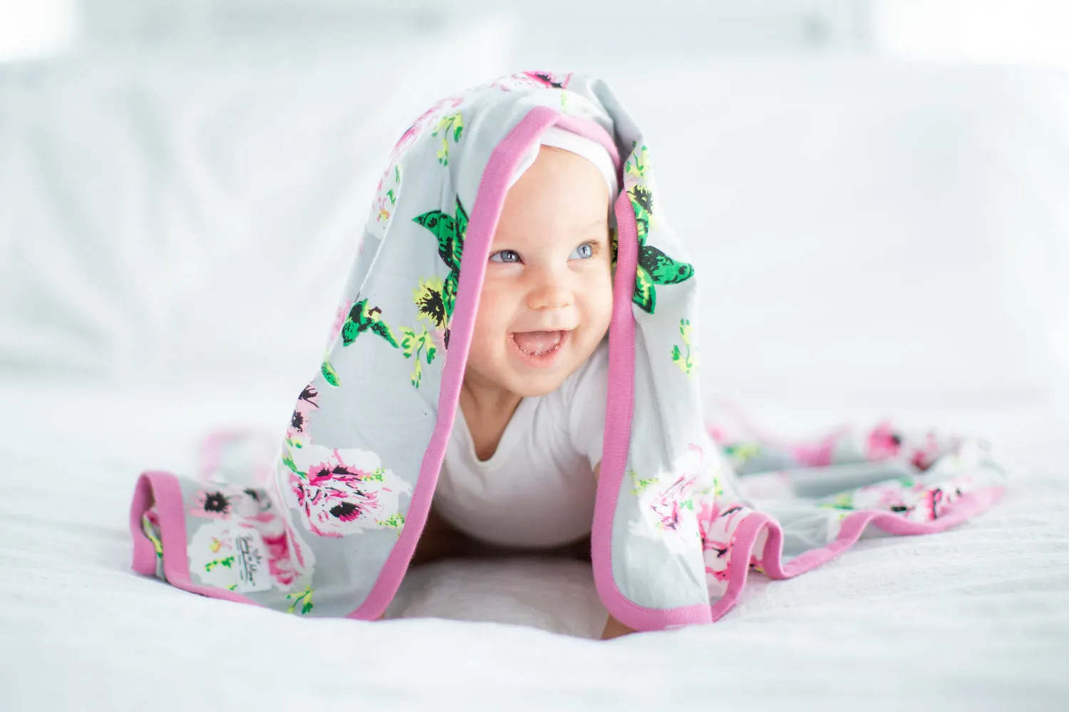 Olivia Swaddle Blanket & Newborn Hat Set